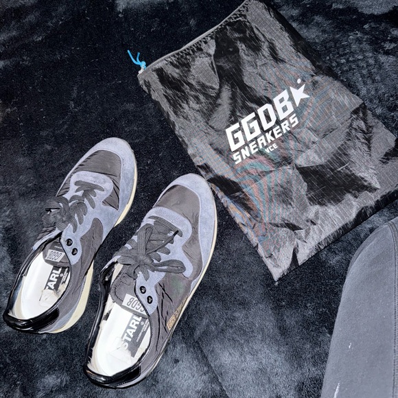 Golden Goose Sneaker - Picture 1 of 6